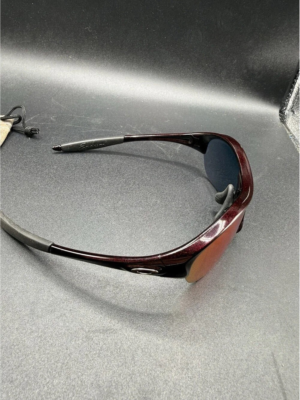 Oakley Endure Pace Damson/+Red Iridium Lenses 09-800